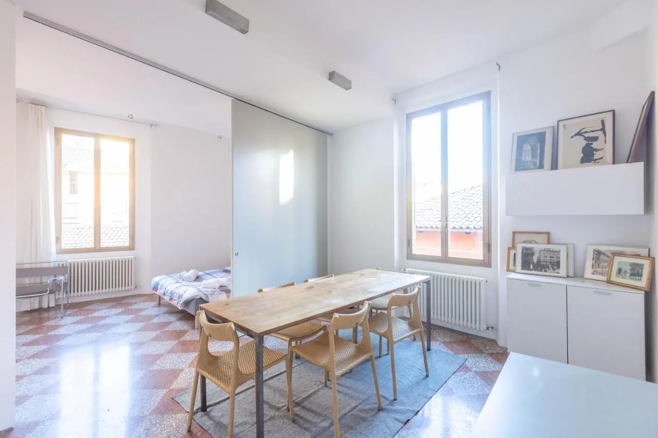 Apartment Nel Ghetto, Bologna By Short Holidays